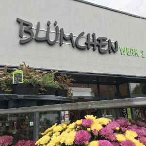 Außenwerbung Blümchen