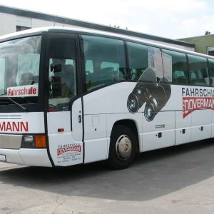 Busbeschriftung Fahrschule Dovermann